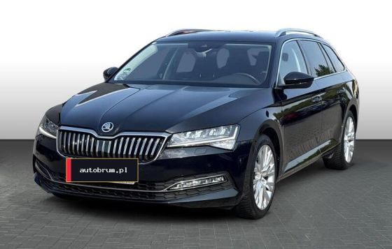 Skoda Superb 2022 – auto używane w najmie