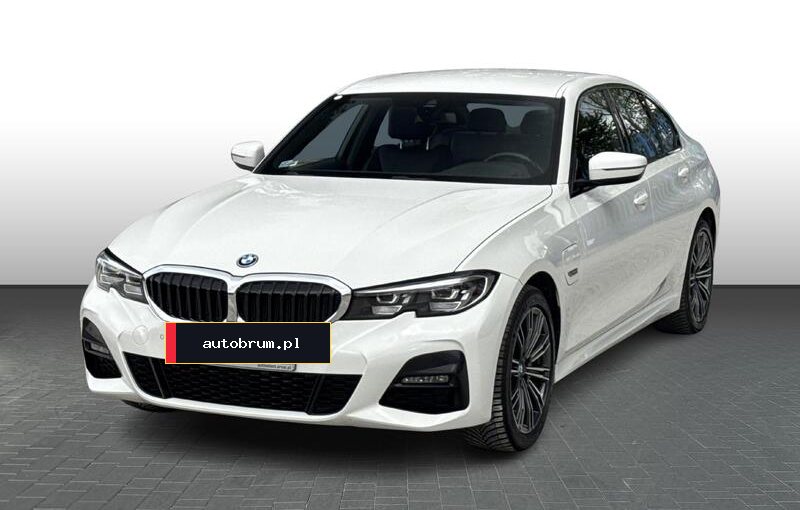 BMW Serie 3 Seria 3 330e xDrive Auto 4d – zdjęcie 1